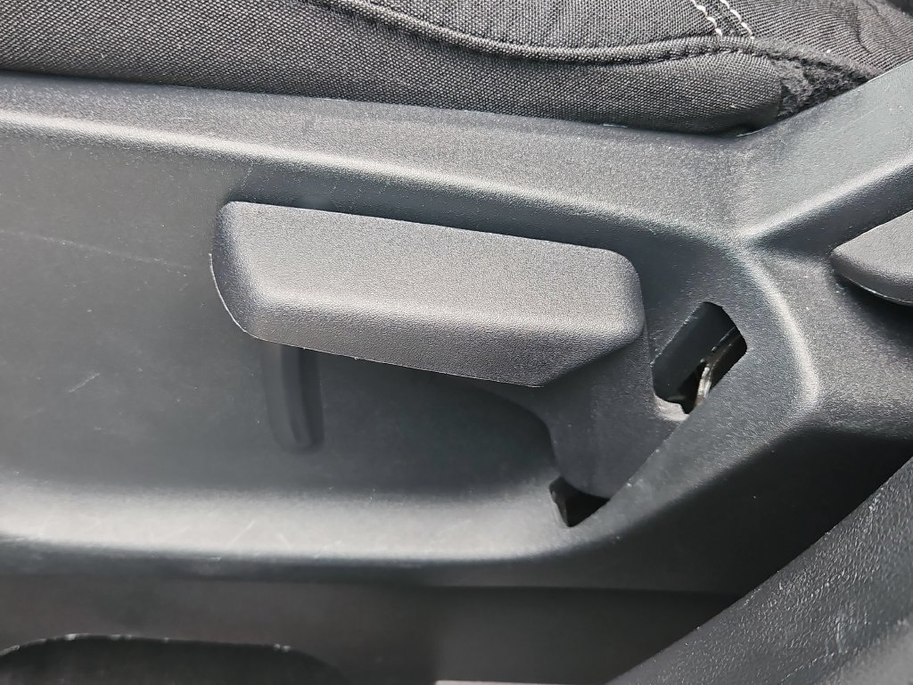 Used 2025 Ford Escape Active FWD image 14