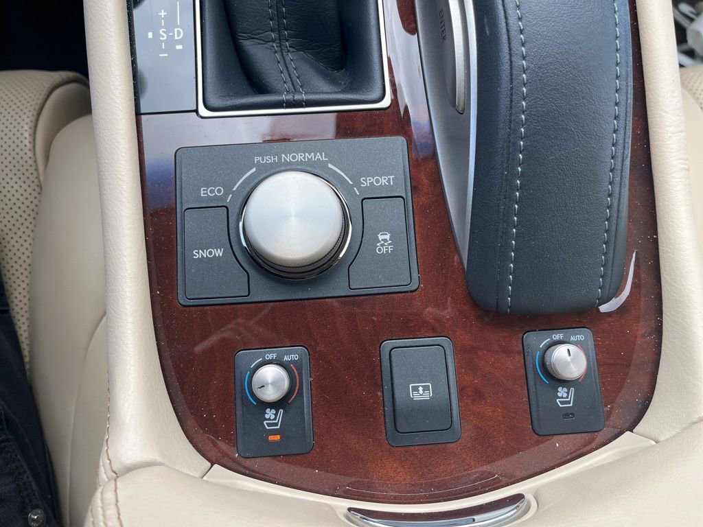 Used 2017 Lexus LS 460 image 31