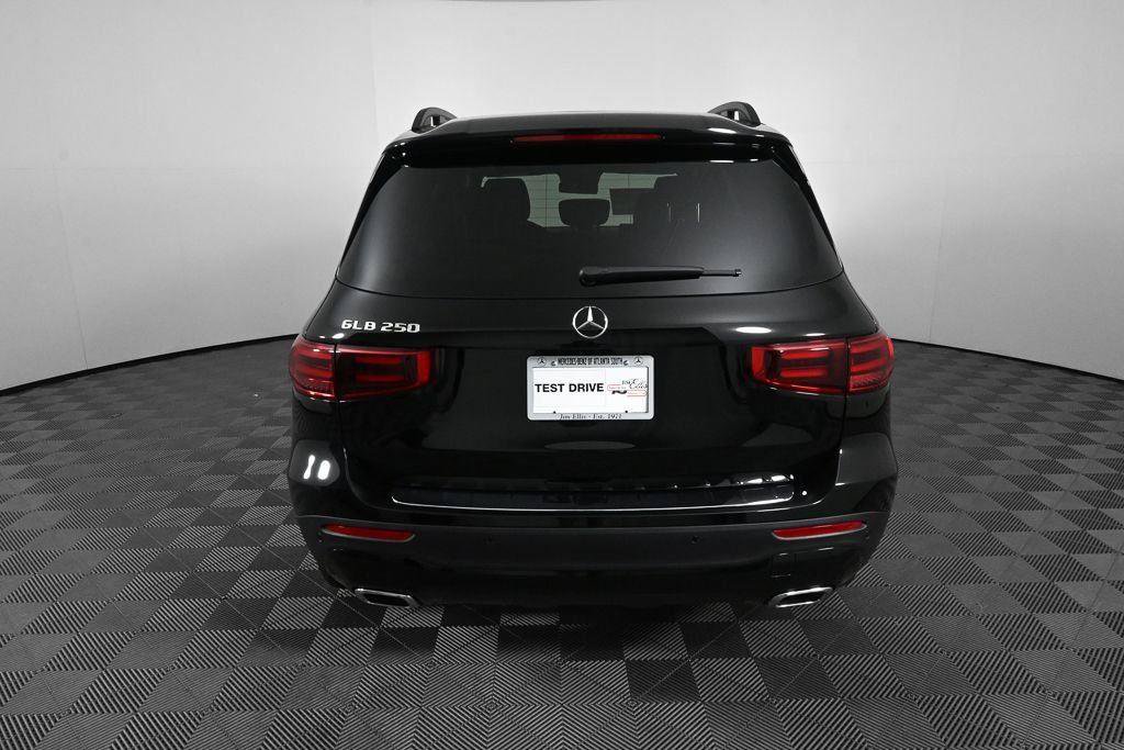 New 2026 Mercedes-Benz GLB 250 image 30