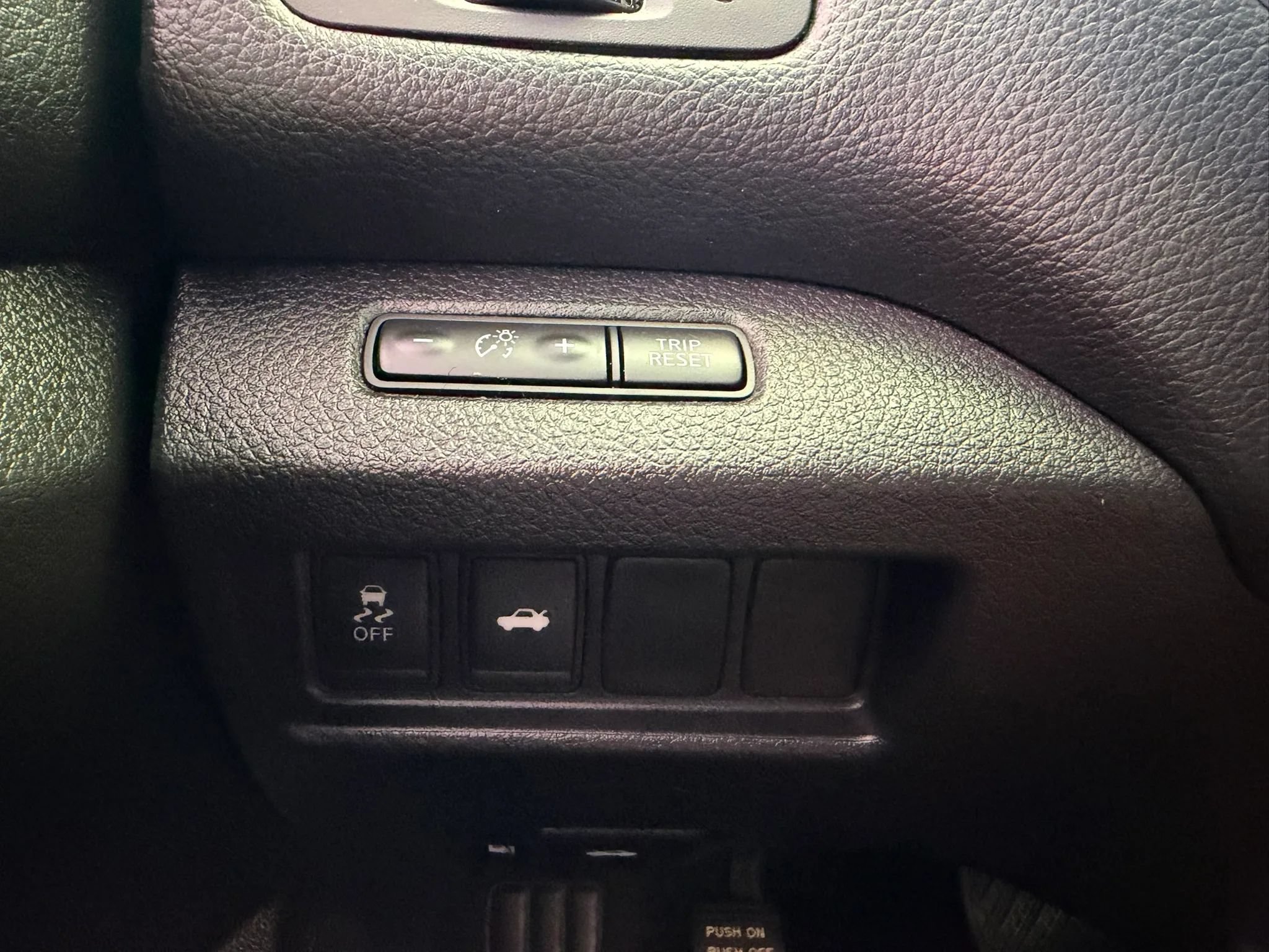 Used 2014 Nissan Altima 2.5 S FWD image 25