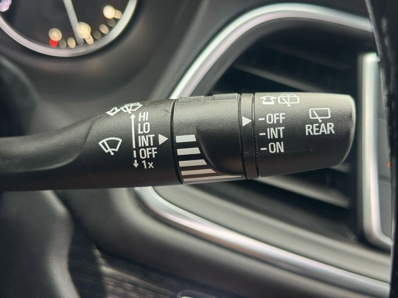 Used 2021 Buick Enclave Avenir image 16