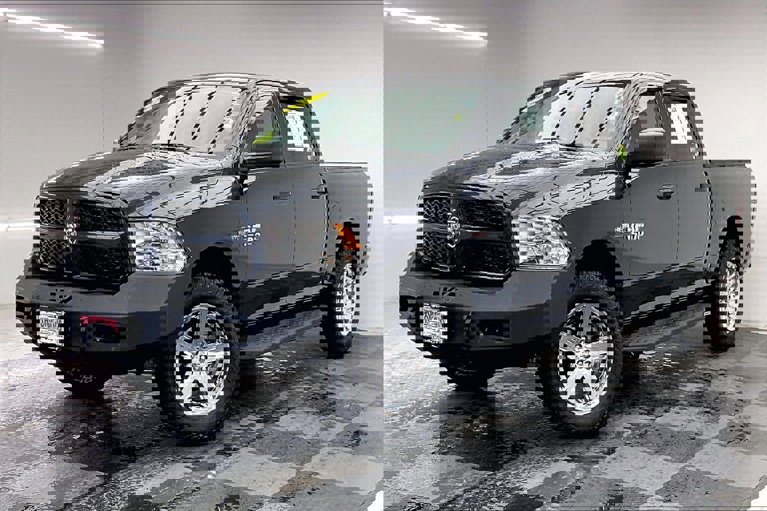 Used 2017 RAM 1500 Express w/ Express Value Package image 12