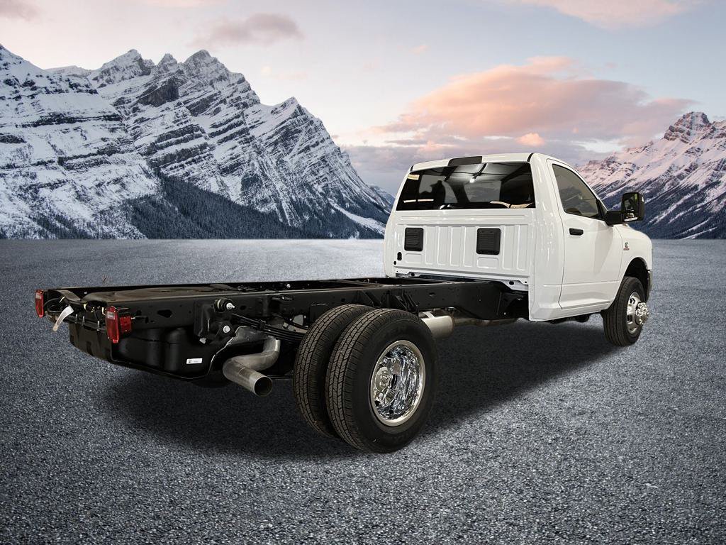 New 2026 RAM 3500 Tradesman w/ Chrome Appearance Group A AWD/4WD image 4
