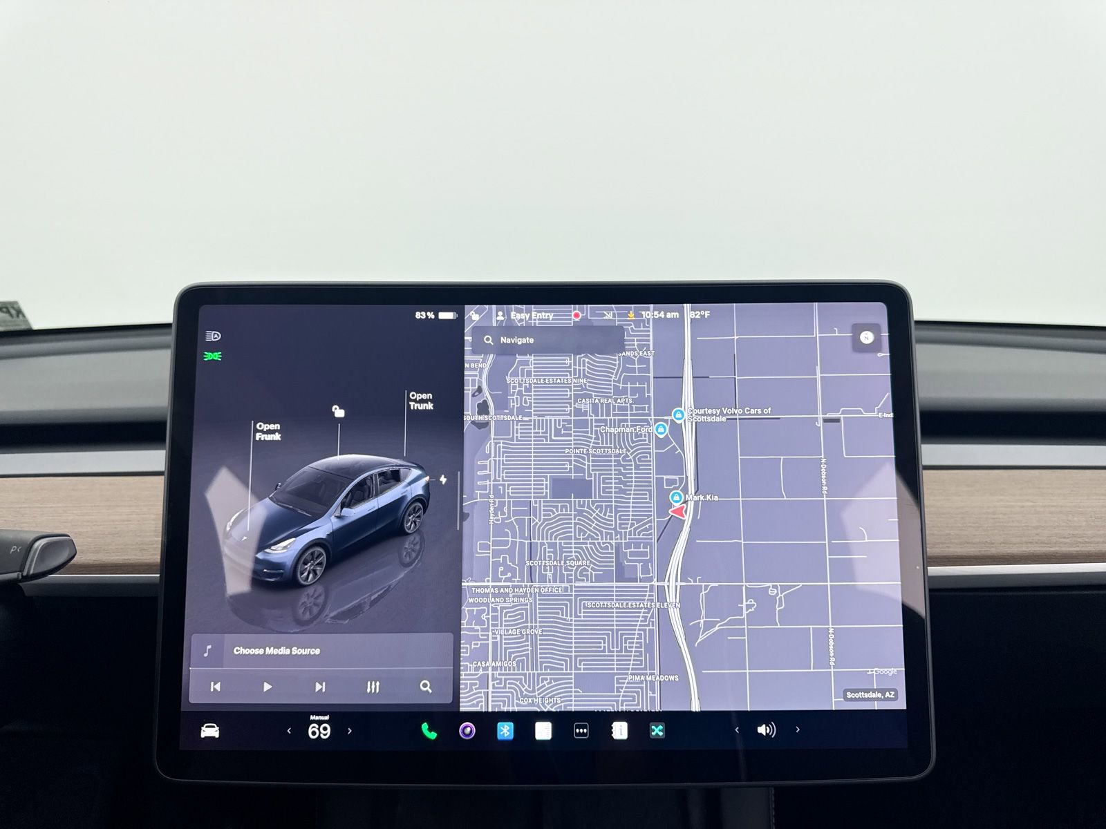 Used 2024 Tesla Model Y Long Range RWD image 22