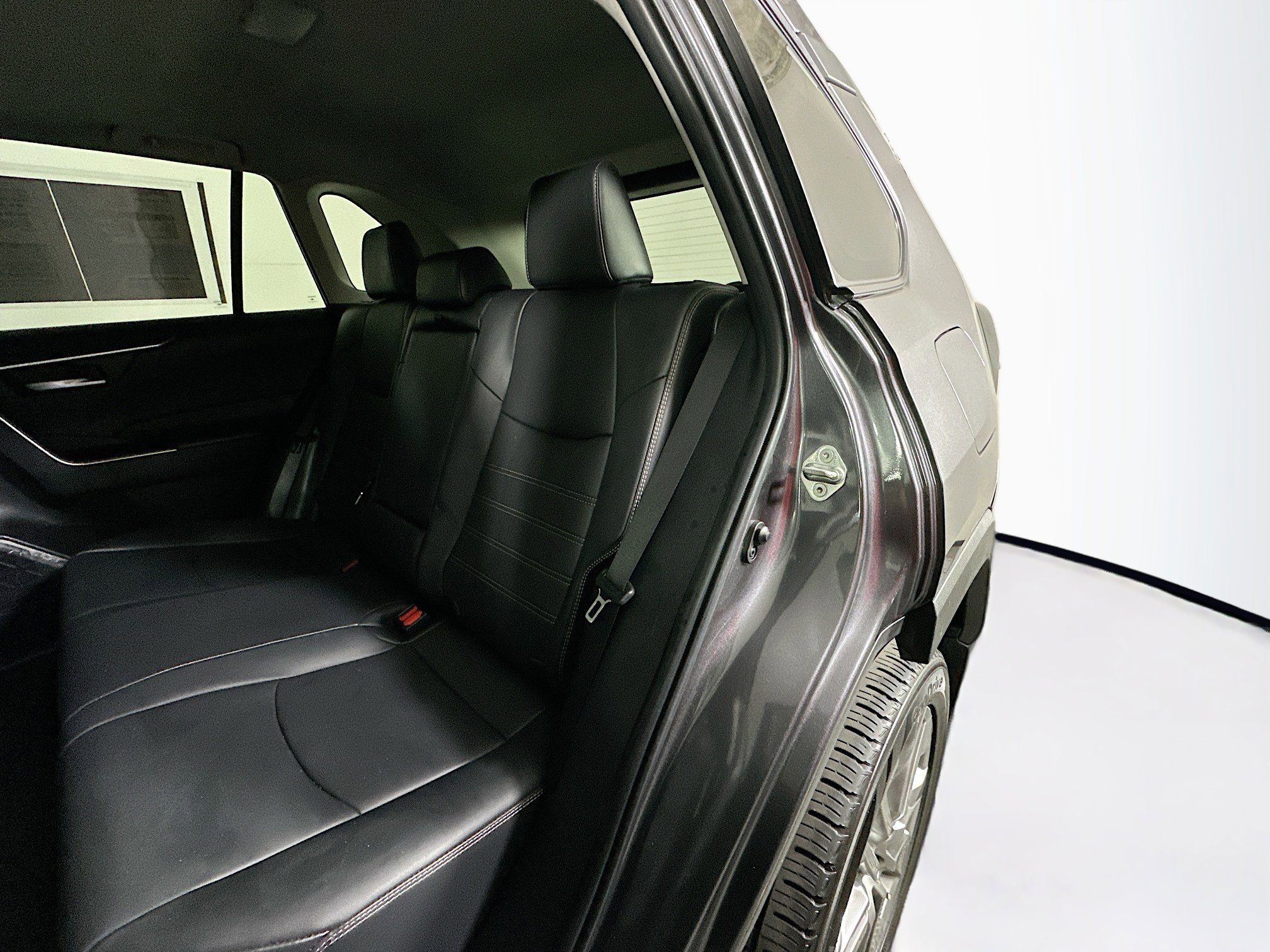 Used 2024 Toyota RAV4 XLE Premium image 26