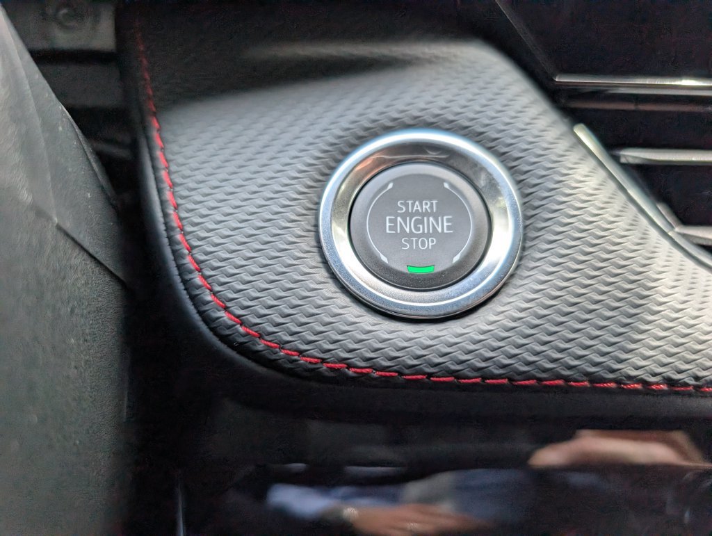 New 2027 Chevrolet Equinox RS w/ Safety and Technology Package FWD image 32