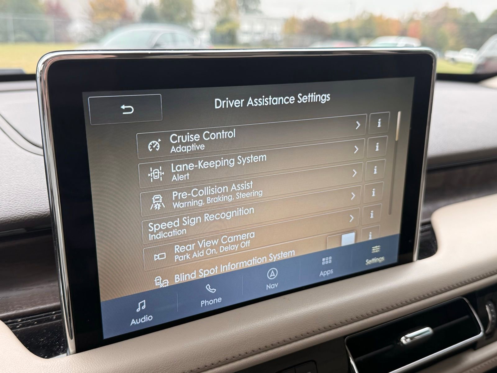 Used 2021 Lincoln Aviator Reserve w/ Equipment Group 210A image 40