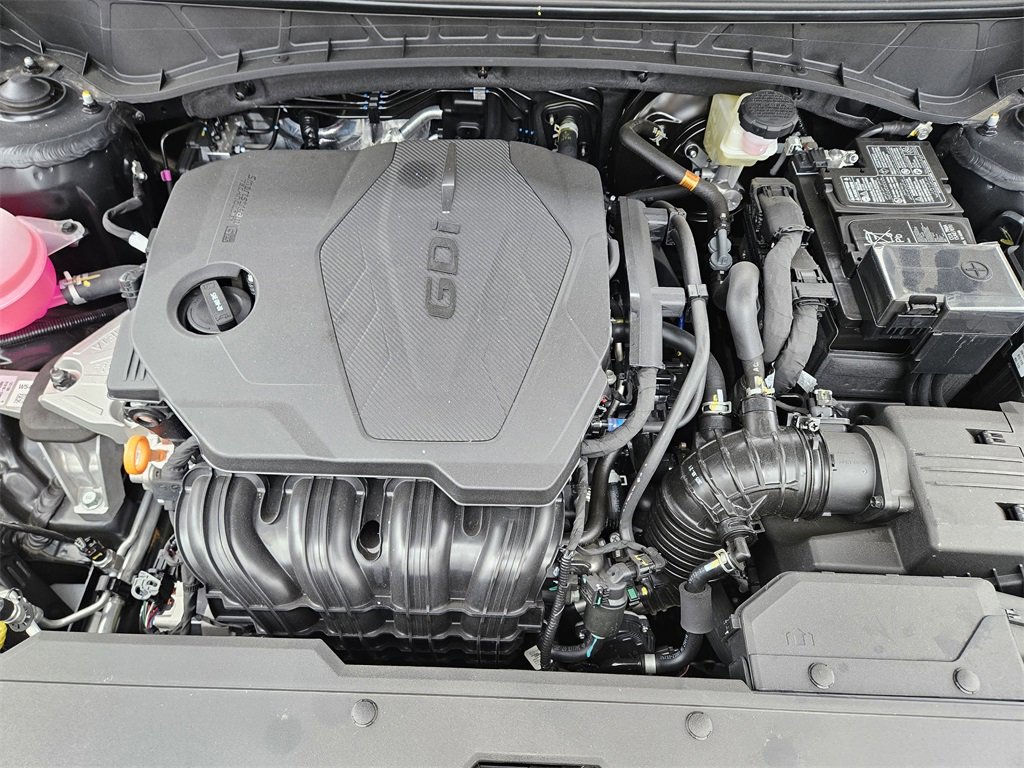 Used 2025 Hyundai Tucson SE image 20