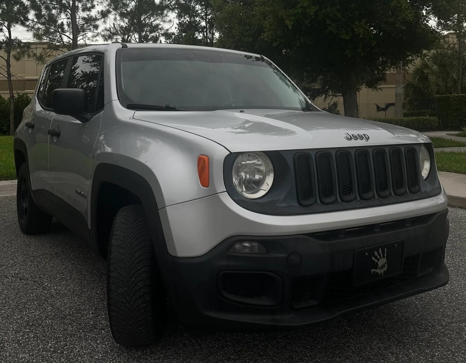 Used 2015 Jeep Renegade Sport w/ Power & Air Group AWD/4WD image 3