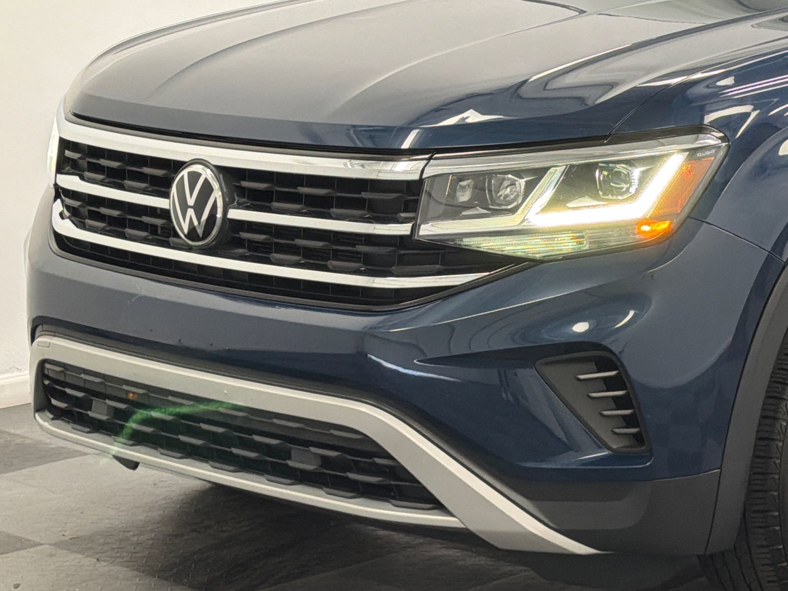 Used 2021 Volkswagen Atlas Cross Sport S AWD/4WD image 2