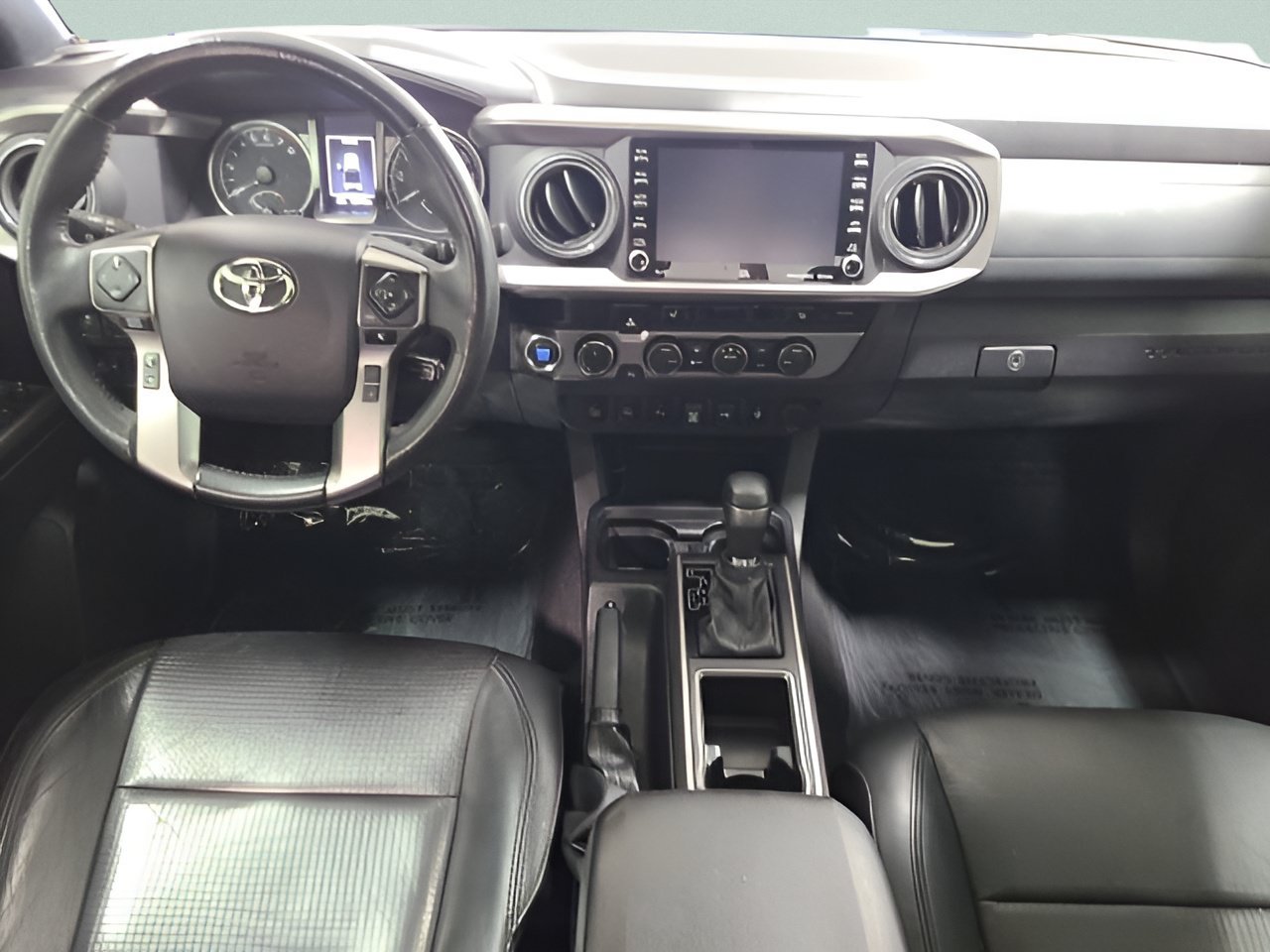 Used 2022 Toyota Tacoma Limited AWD/4WD image 24