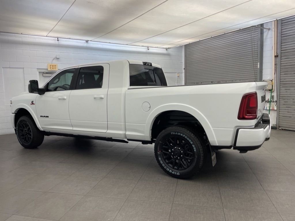 New 2026 RAM 2500 Limited AWD/4WD image 8
