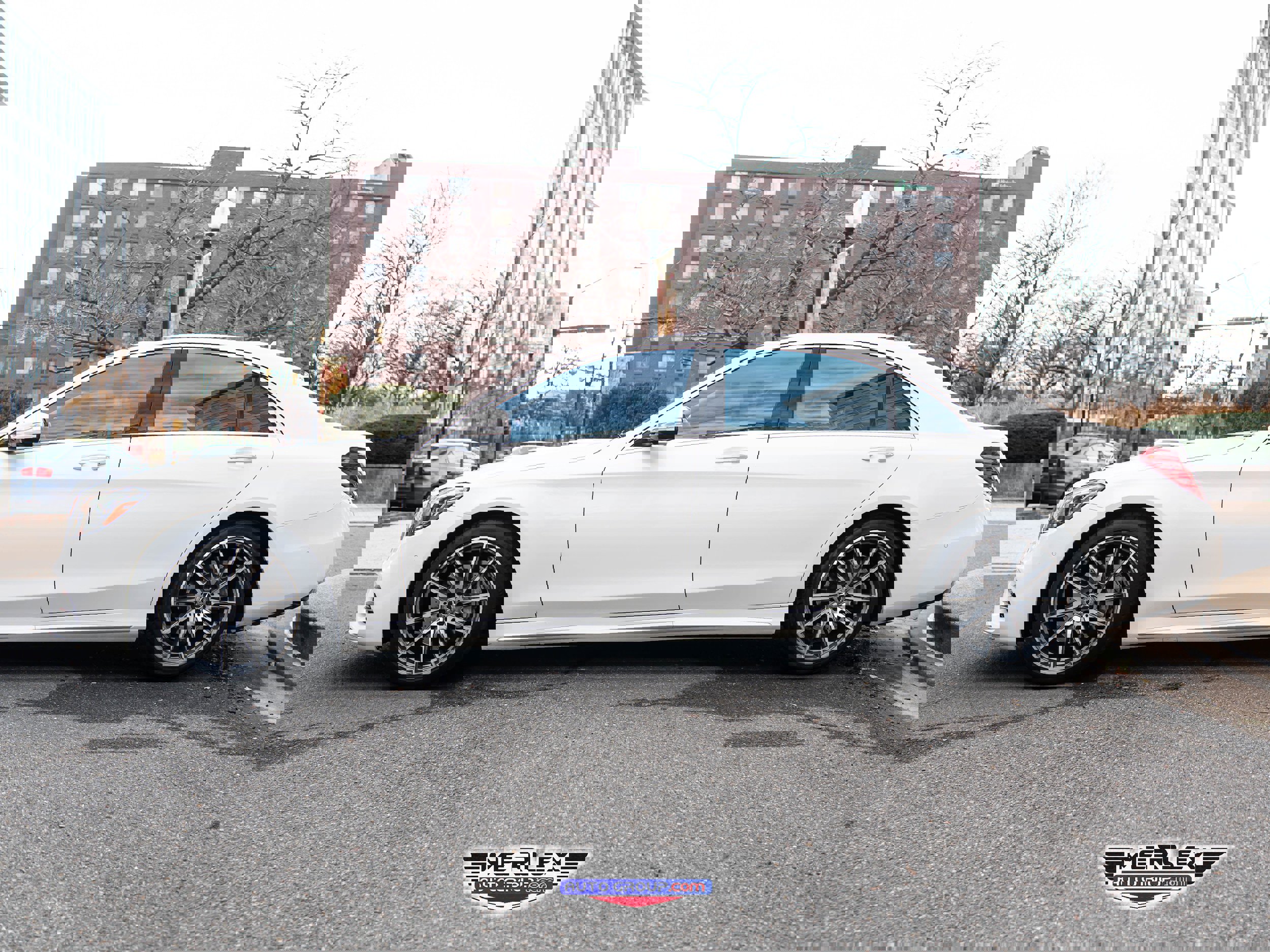 Used 2019 Mercedes-Benz S 560 4MATIC Sedan image 4