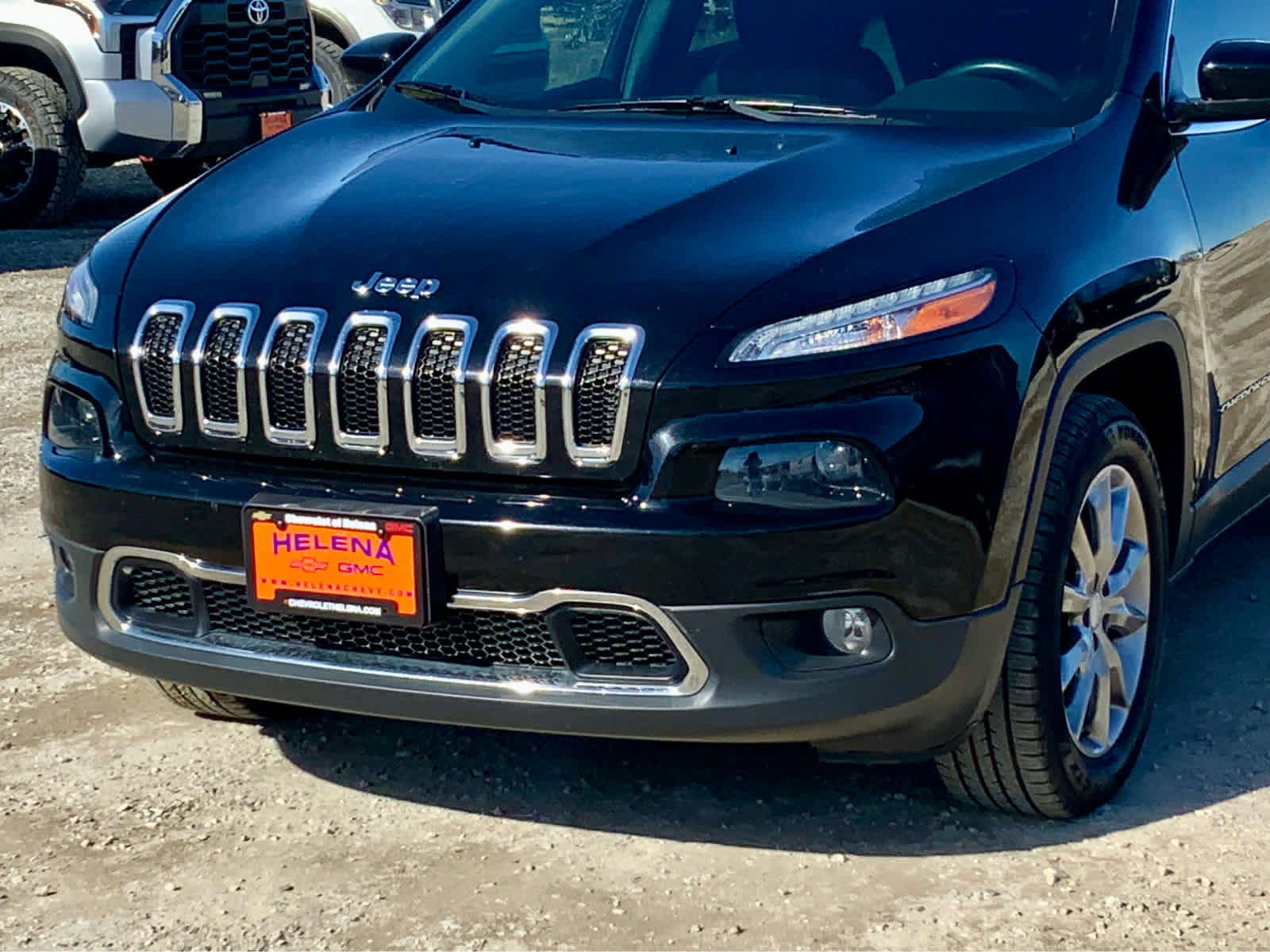 Used 2018 Jeep Cherokee Limited image 9