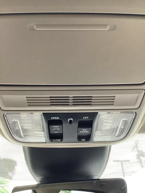 Used 2021 Honda Odyssey EX-L image 29