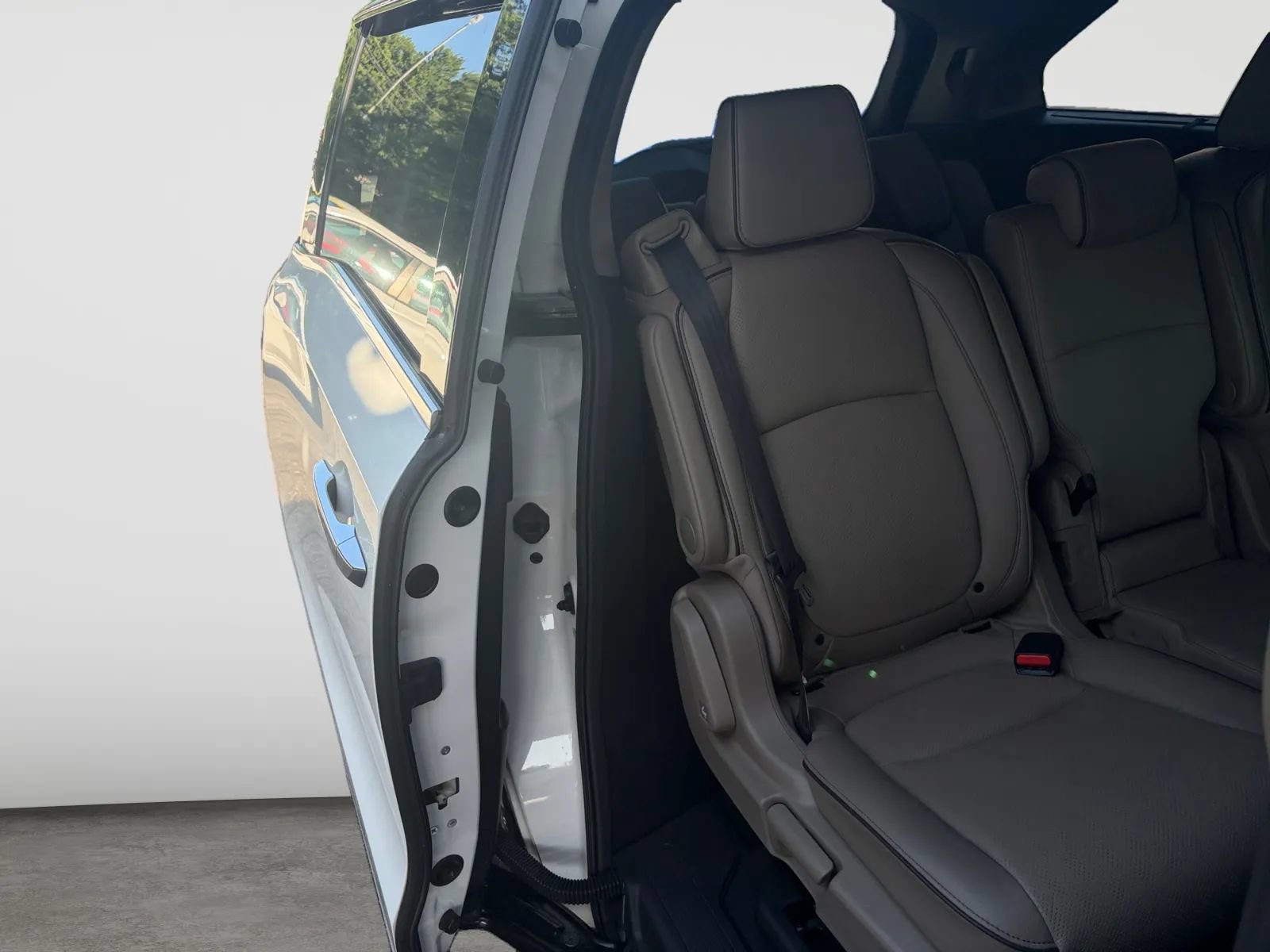 Used 2021 Honda Odyssey Elite image 18