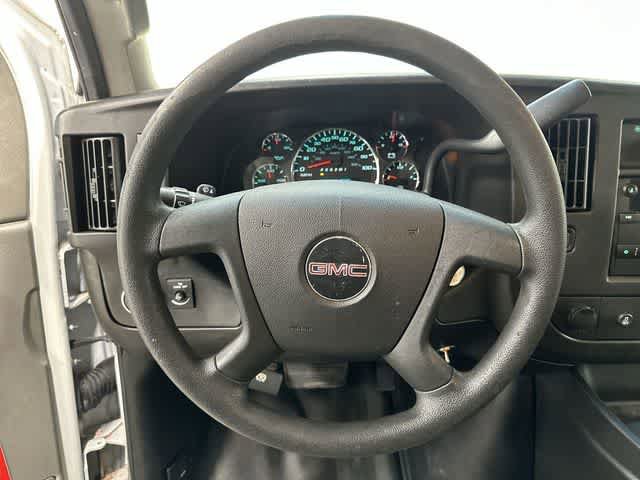 Used 2018 GMC Savana 2500 RWD image 13