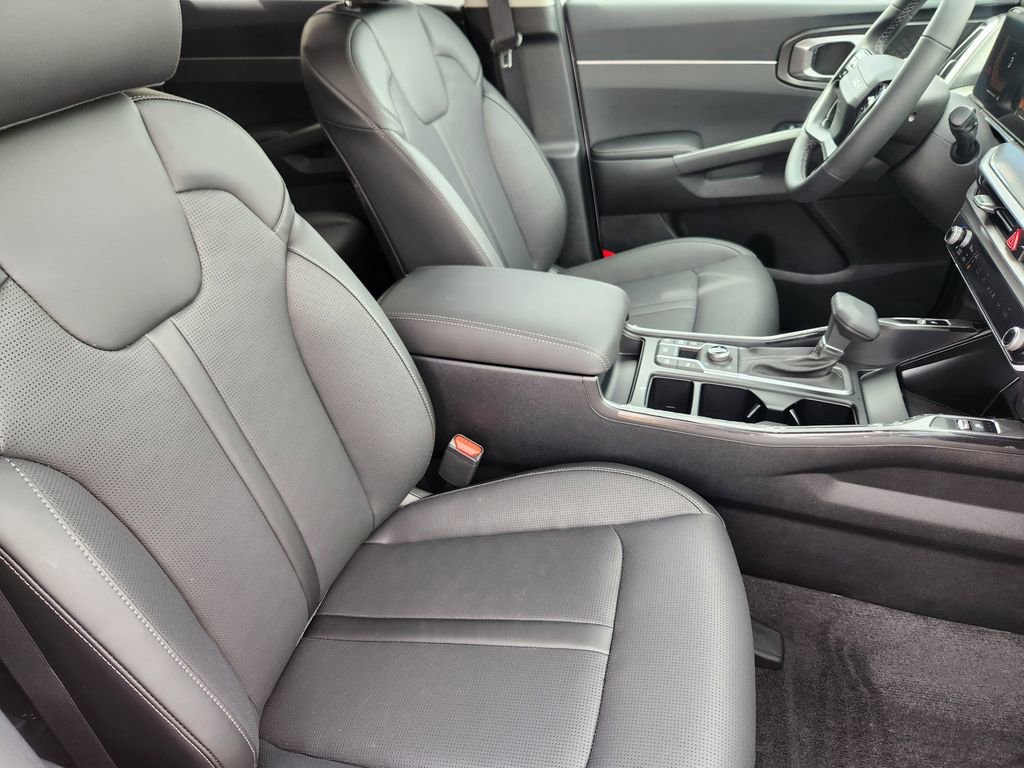 New 2026 Kia Sorento S image 14
