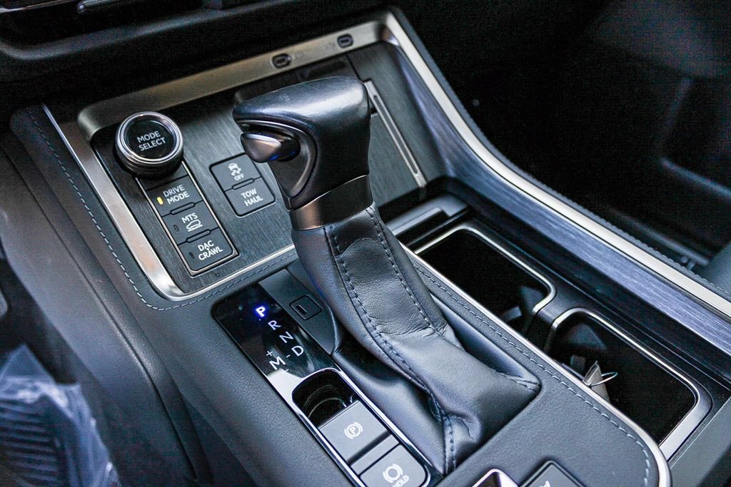 Used 2024 Lexus GX 550 AWD/4WD image 20