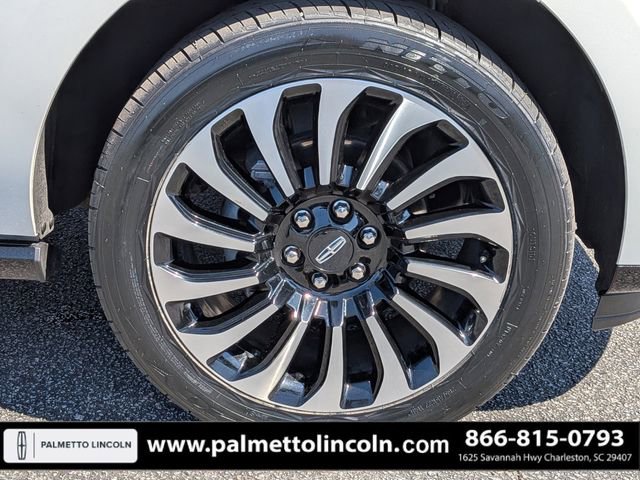 Certified 2023 Lincoln Navigator L Black Label AWD/4WD image 11