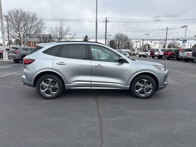 Used 2024 Ford Escape ST-Line image 4