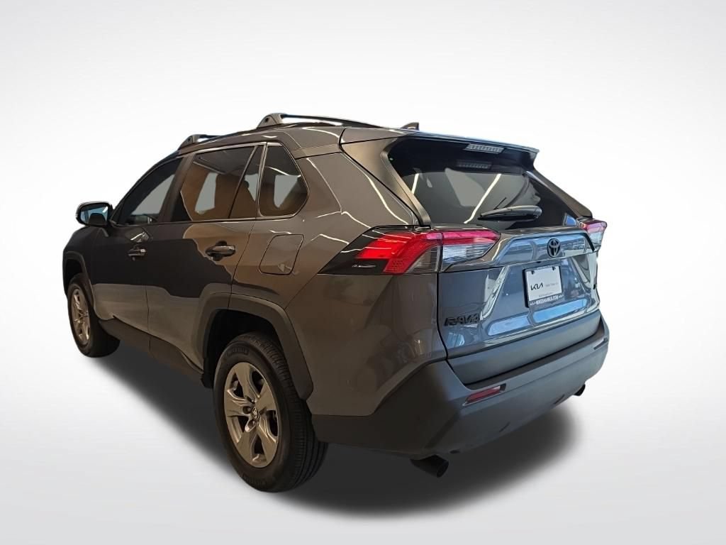Used 2025 Toyota RAV4 XLE w/ Convenience Package FWD image 30
