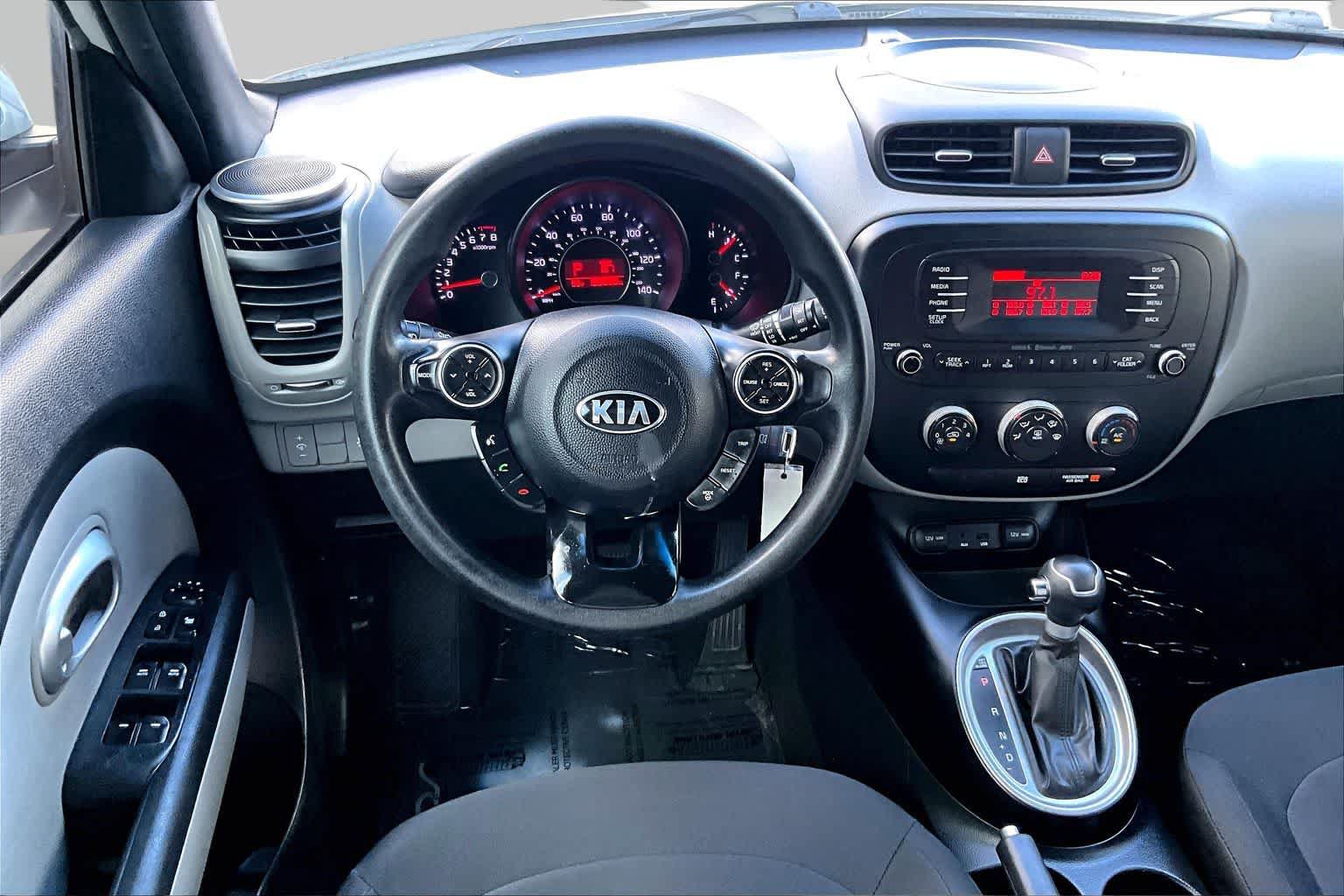 Used 2014 Kia Soul FWD image 6
