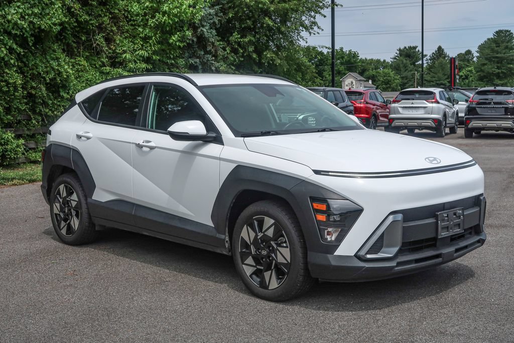 Used 2024 Hyundai Kona SEL FWD image 8