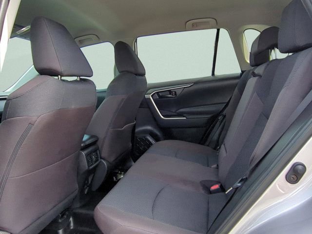 Used 2024 Toyota RAV4 LE image 10