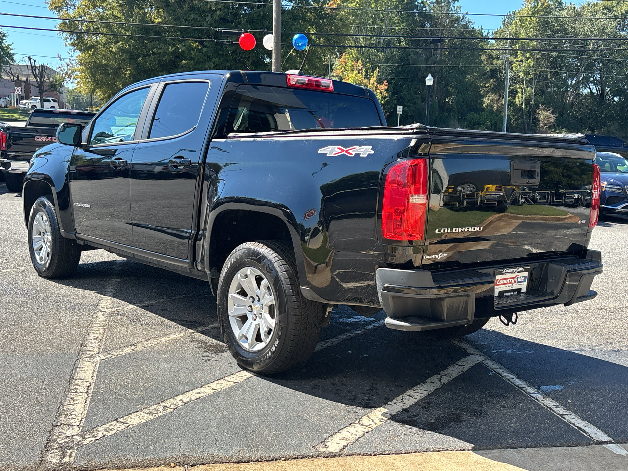 Used 2021 Chevrolet Colorado LT AWD/4WD image 6
