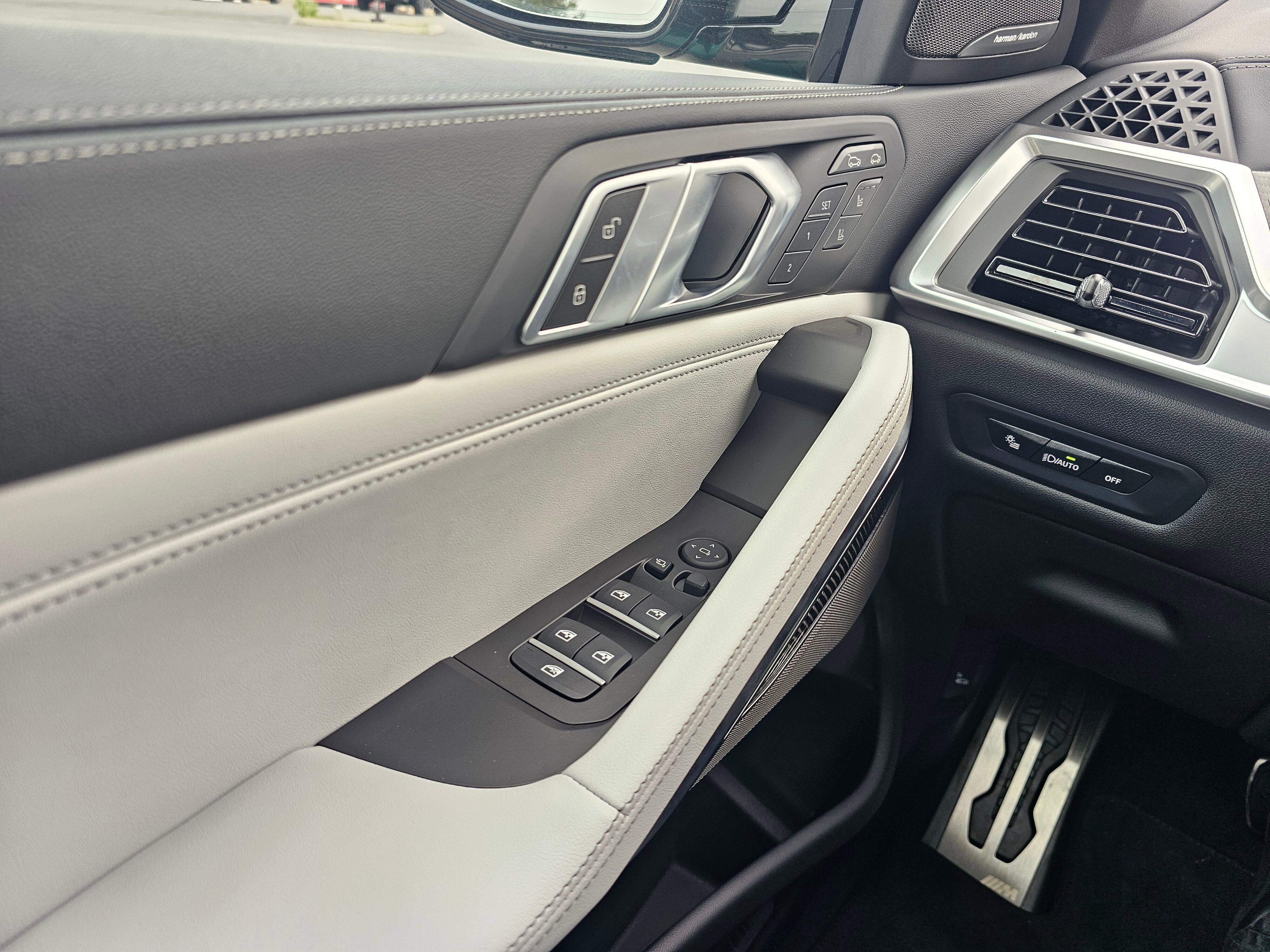 New 2026 BMW X6 M60i image 61