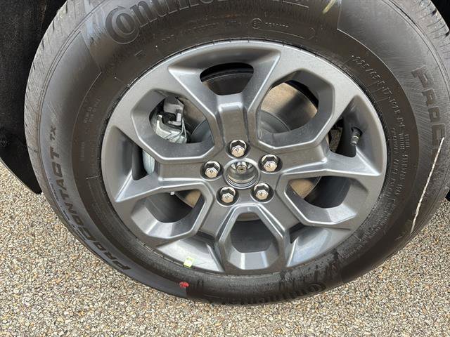 New 2026 Ford Maverick XLT image 9