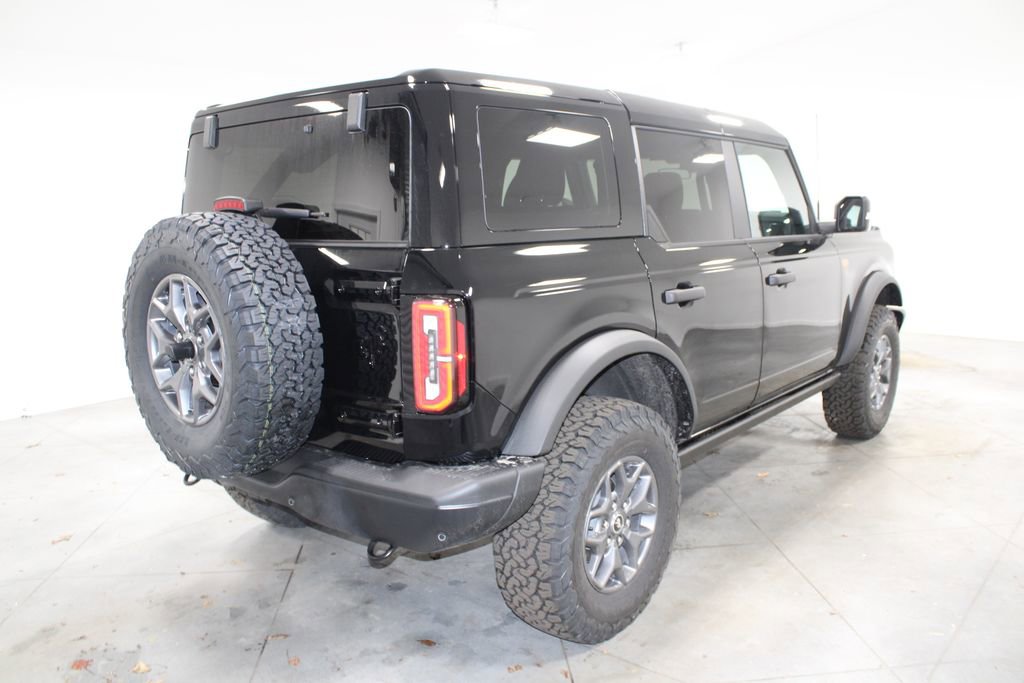 New 2025 Ford Bronco Badlands image 8