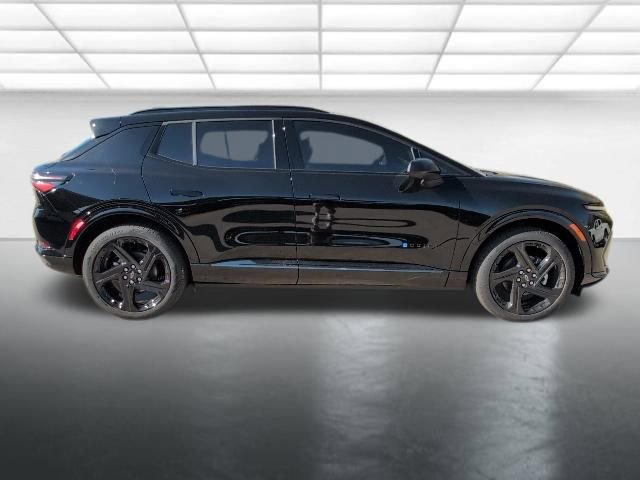 New 2026 Chevrolet Equinox EV RS FWD image 34