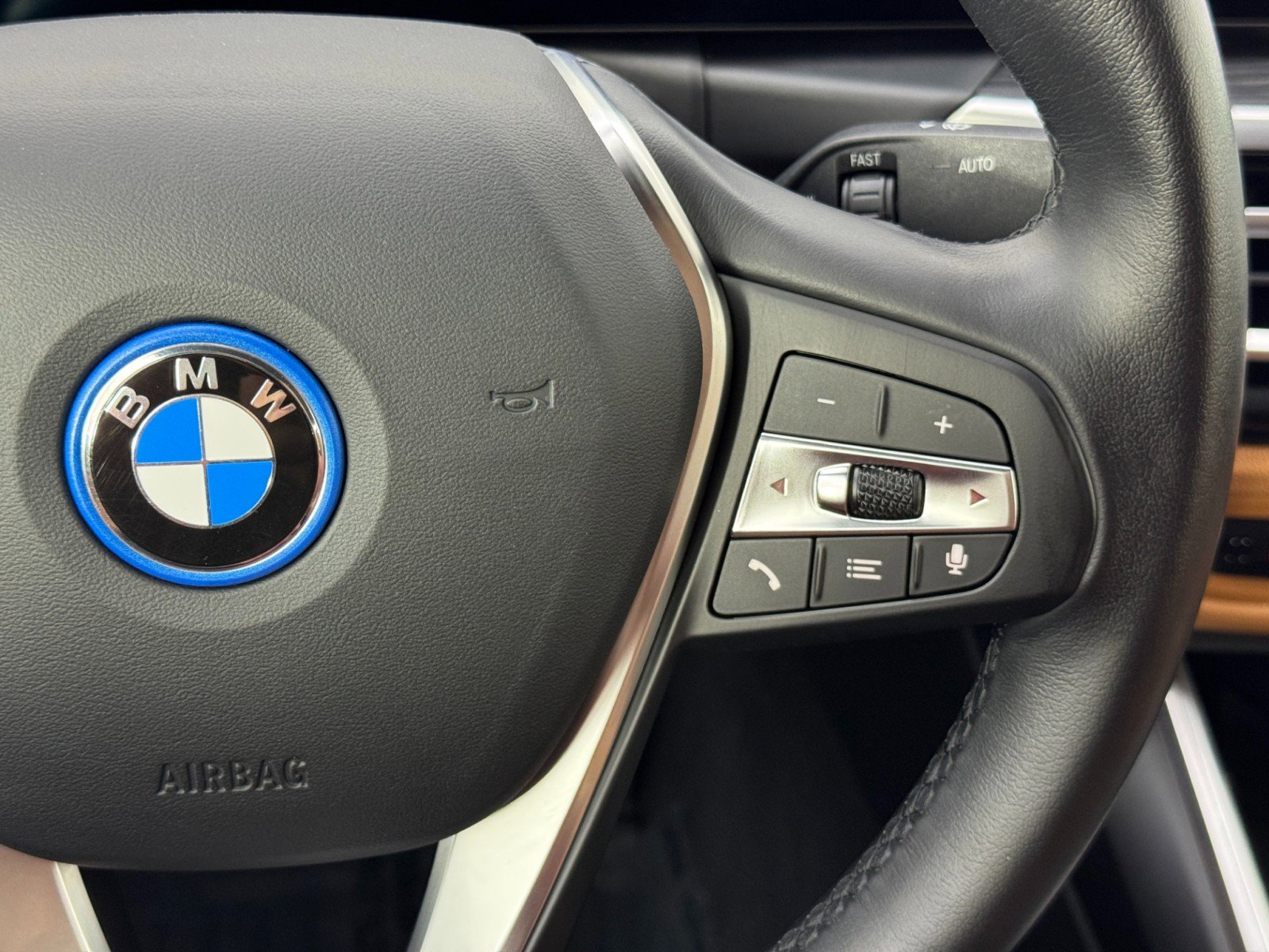 Used 2023 BMW i4 eDrive35 image 22