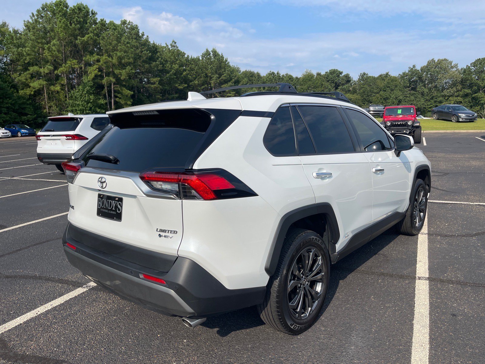 Used 2025 Toyota RAV4 Limited w/ Advanced Technology Package AWD/4WD image 17