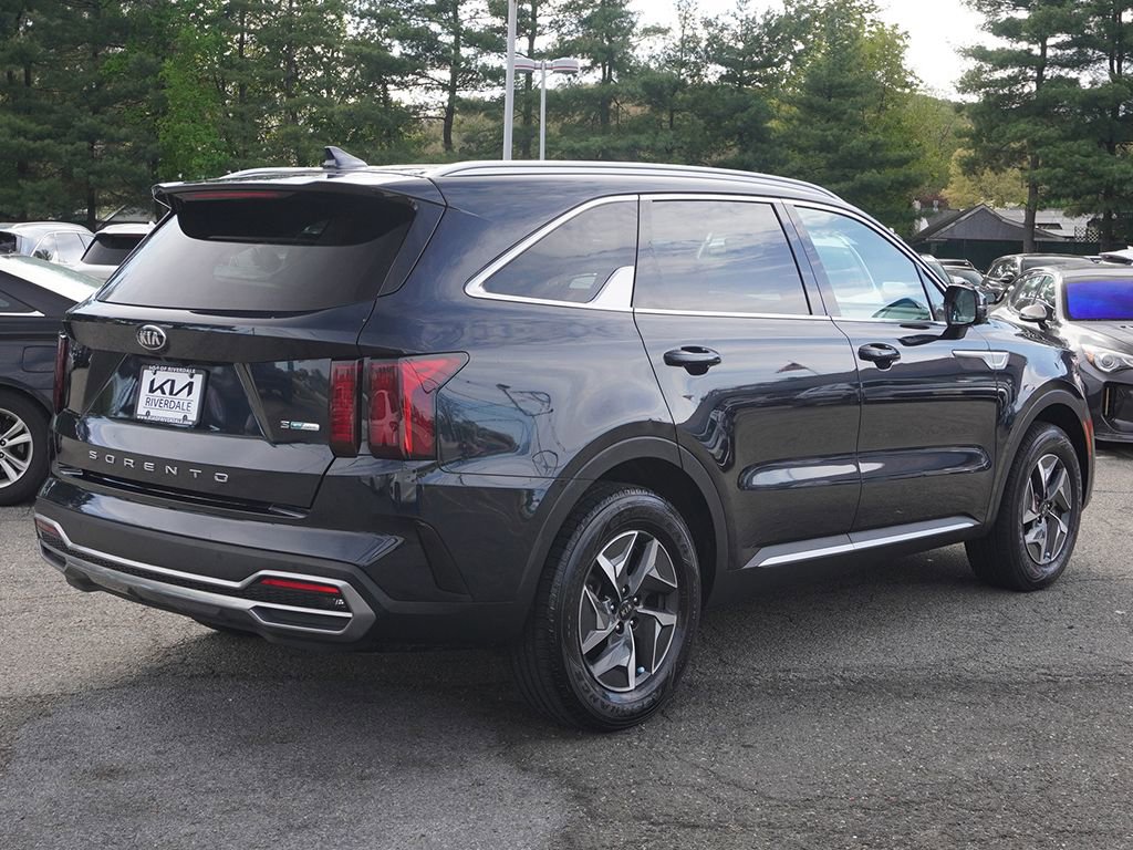 Used 2021 Kia Sorento S FWD image 11