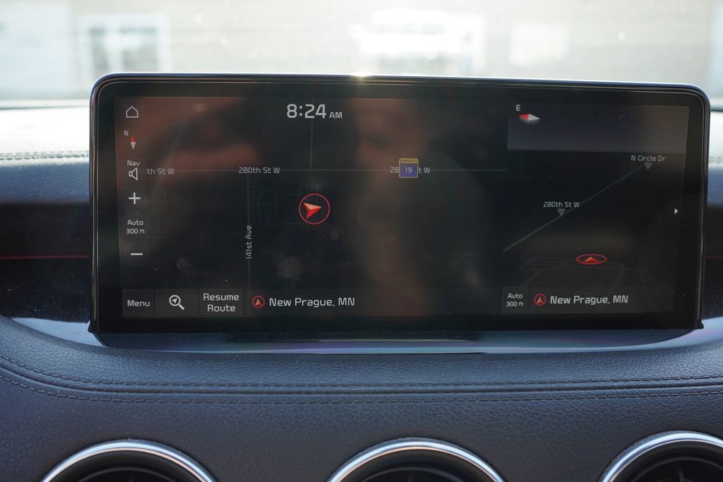 Used 2022 Kia Stinger GT1 AWD/4WD image 7