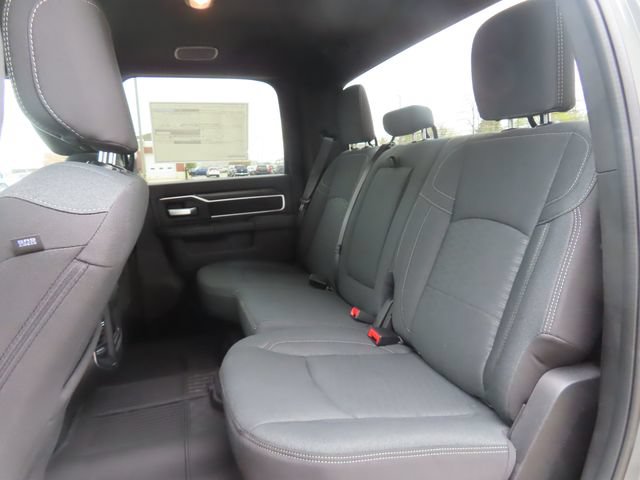 New 2026 RAM 3500 Big Horn AWD/4WD image 23