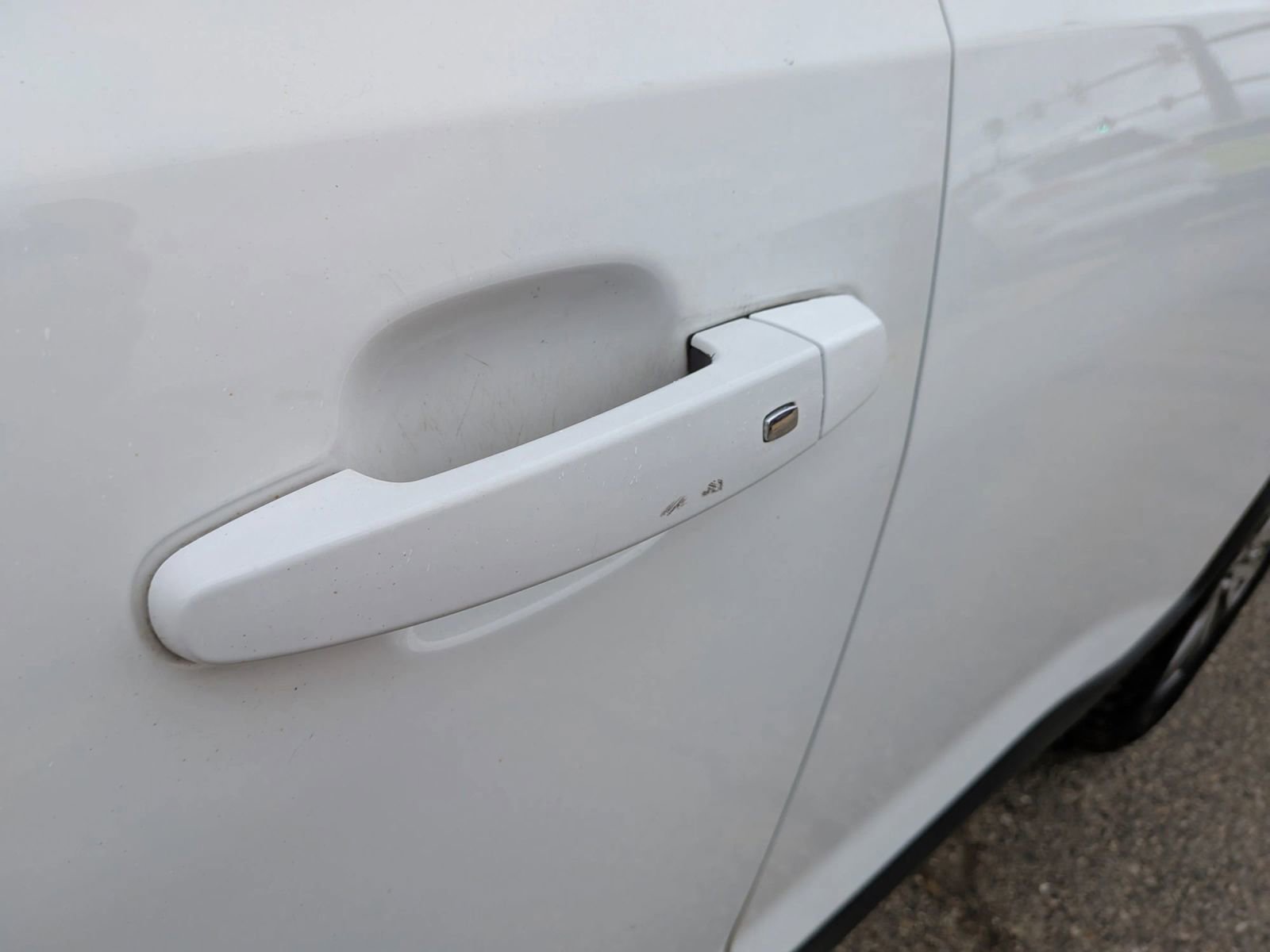 Used 2019 GMC Acadia SLE image 12