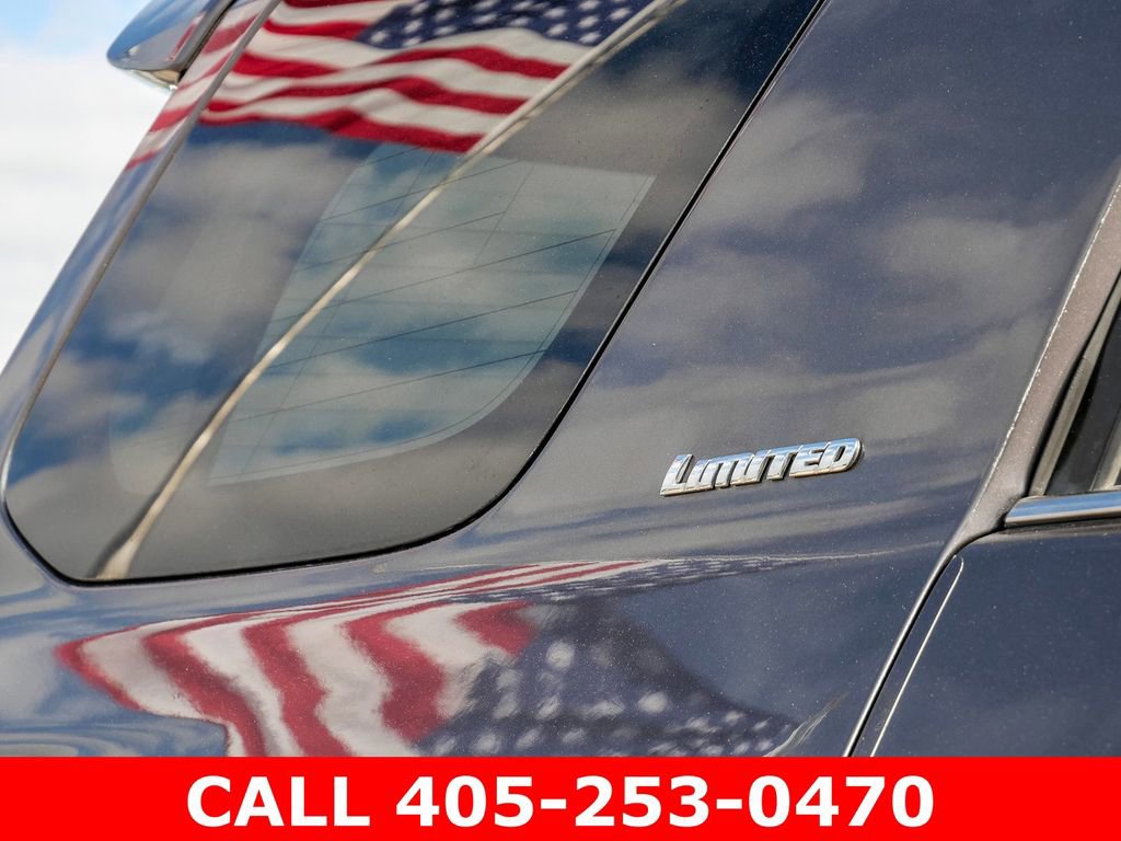 Used 2015 Toyota 4Runner Limited AWD/4WD image 10