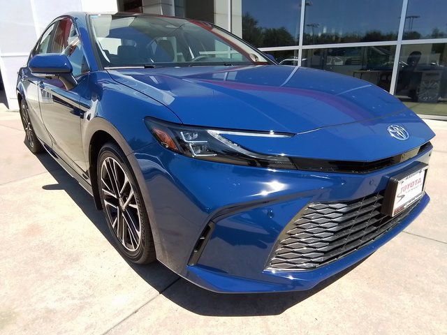New 2025 Toyota Camry XLE