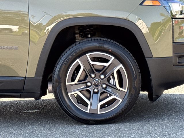 New 2026 Jeep Cherokee Limited AWD/4WD image 7