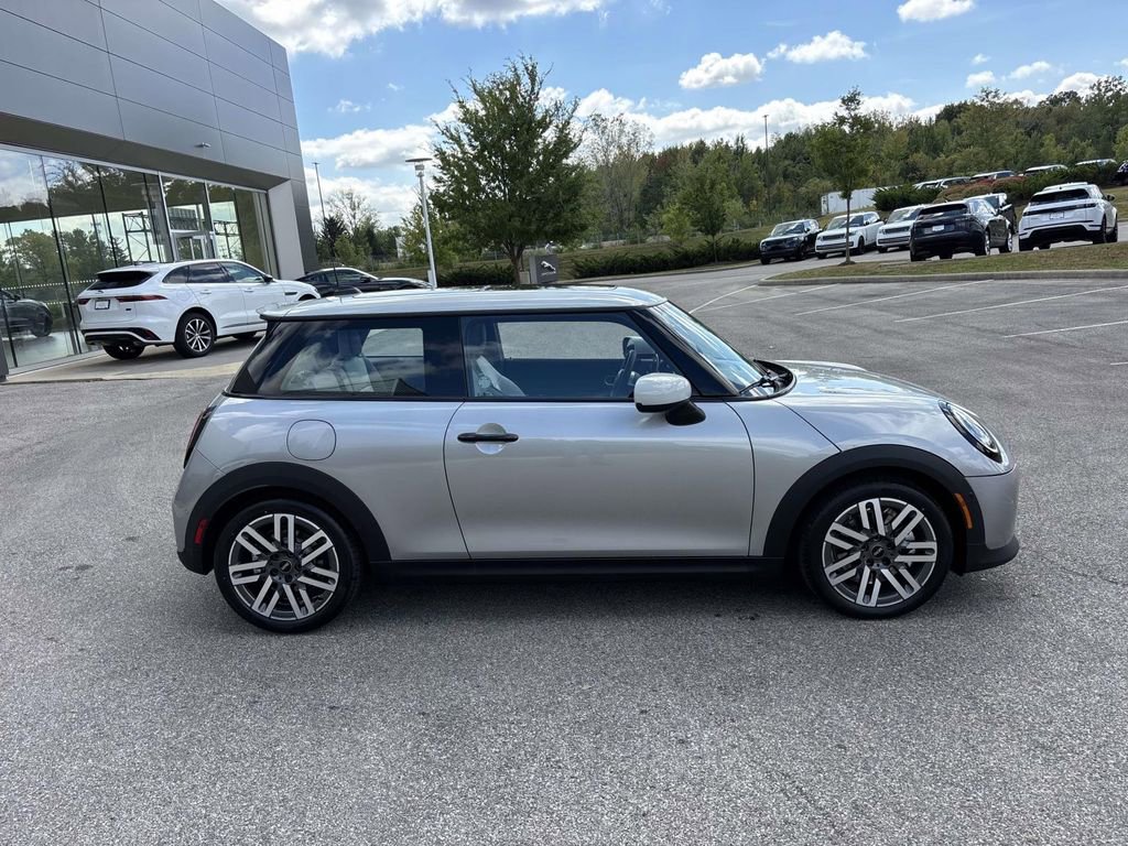 New 2026 MINI Cooper S image 8