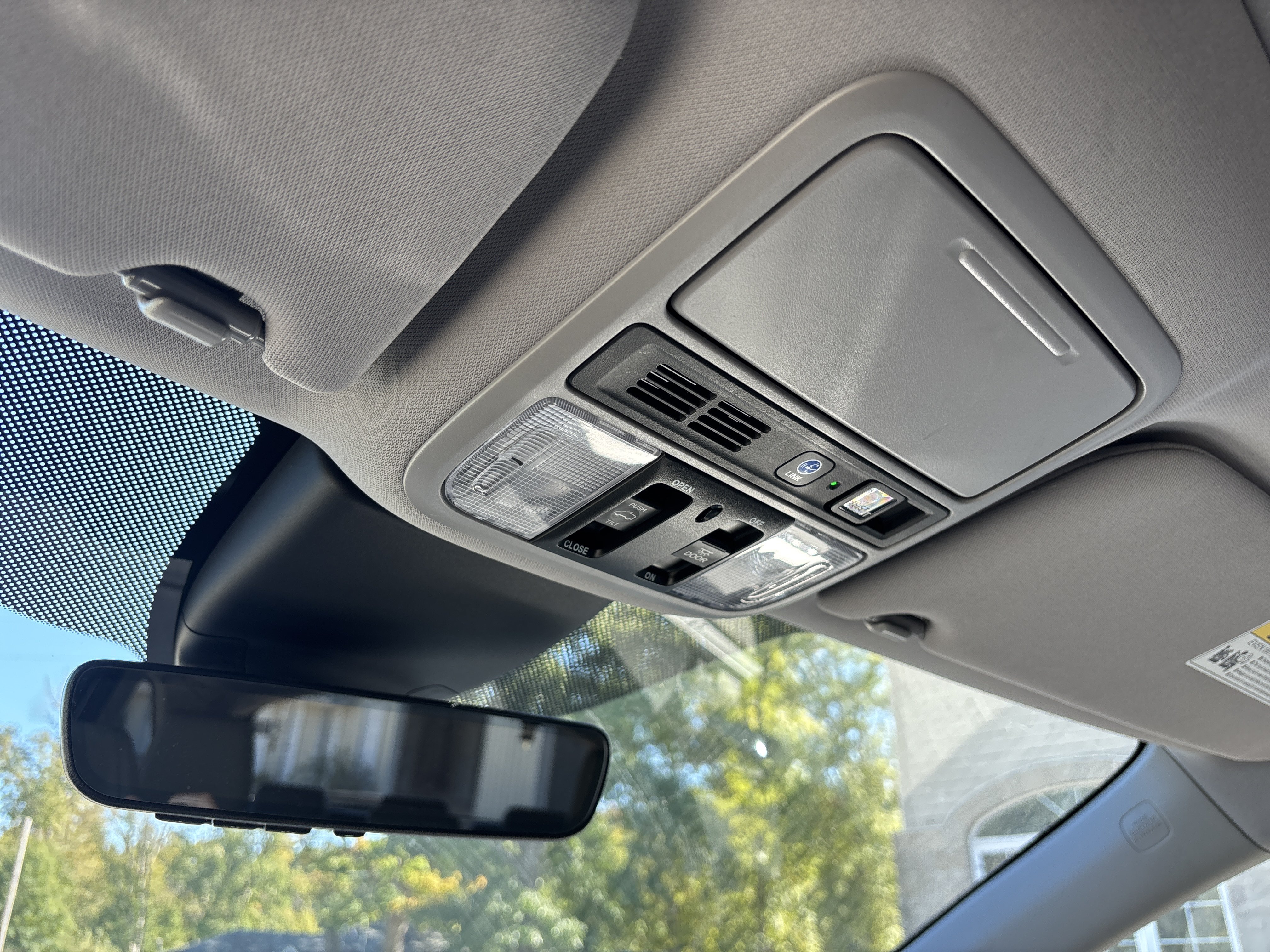 Used 2023 Honda Odyssey Touring image 29