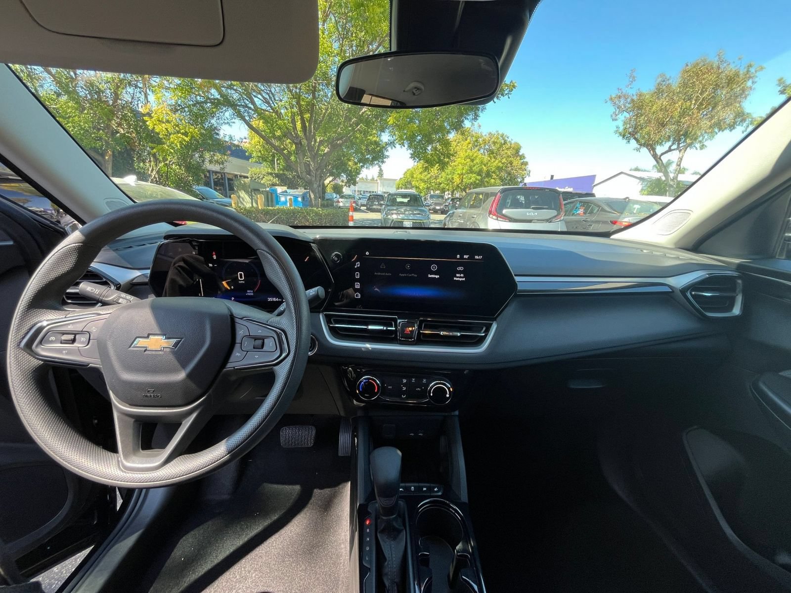 Used 2025 Chevrolet TrailBlazer LT FWD image 31