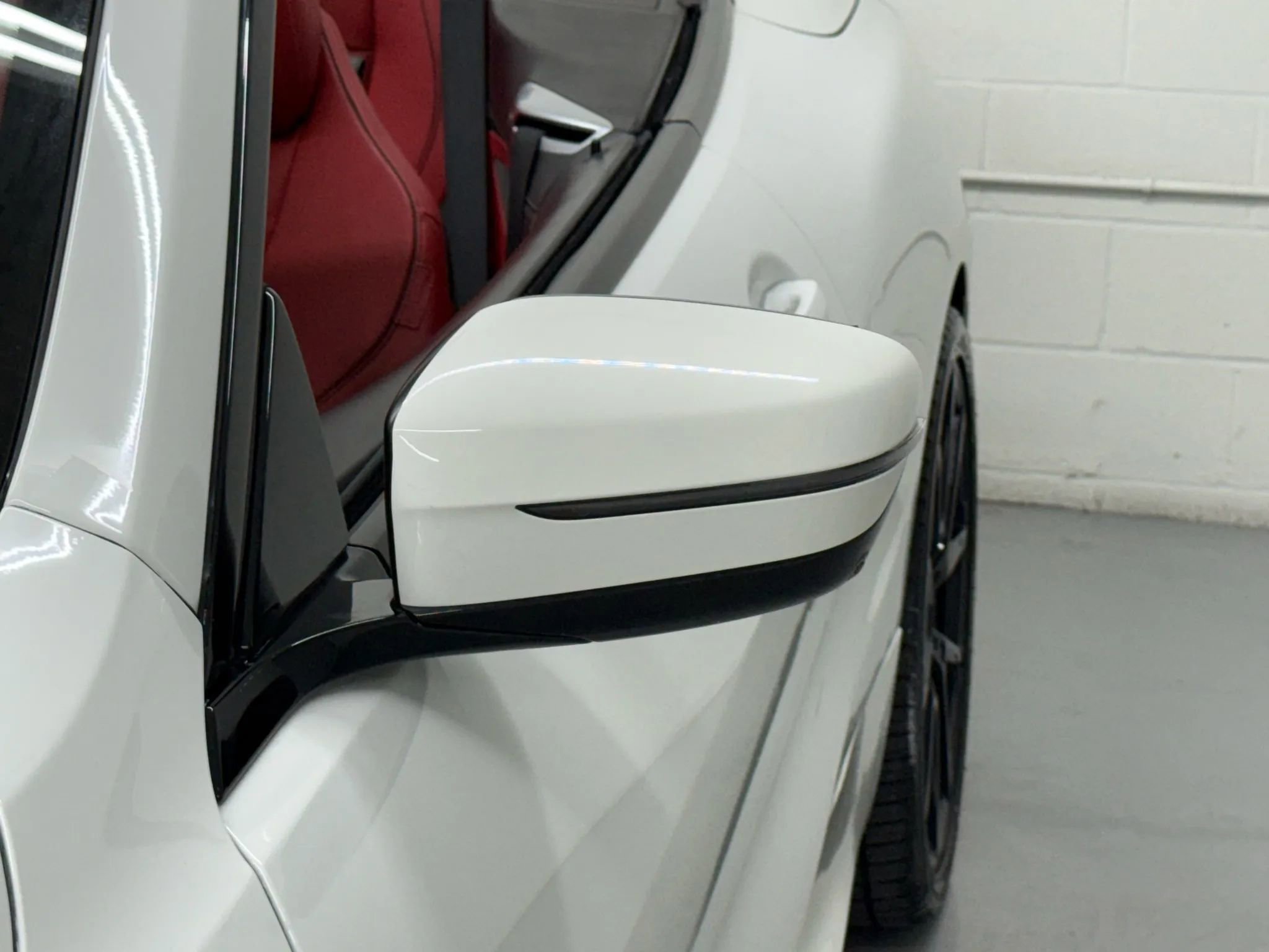 Used 2019 BMW M850i xDrive Convertible w/ Driver Assistance Package image 13