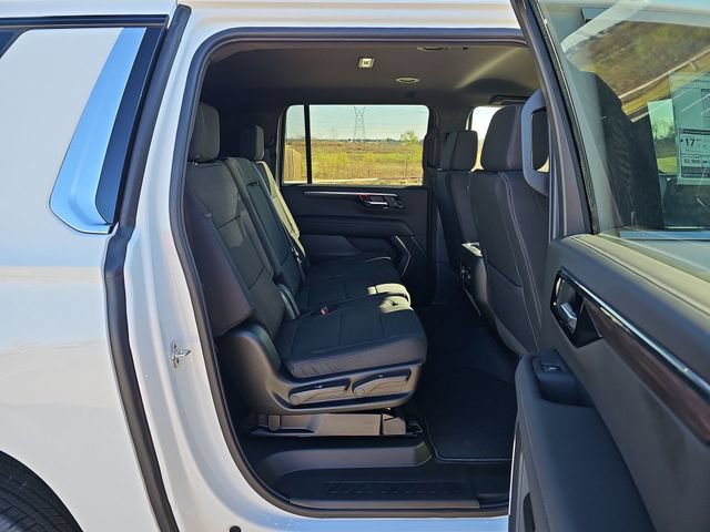 New 2026 Chevrolet Suburban LS RWD image 27