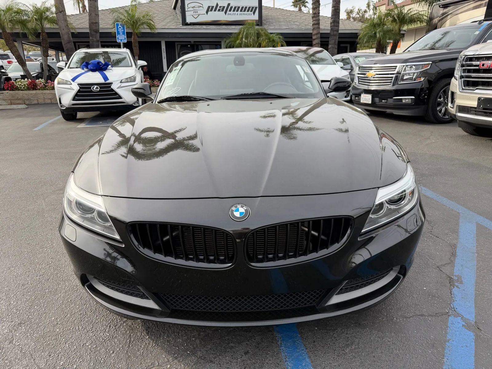 Used 2014 BMW Z4 sDrive35i w/ Technology Package RWD image 2