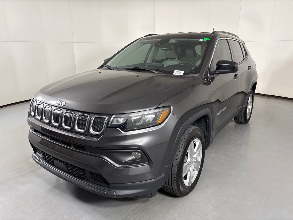 Used 2022 Jeep Compass Latitude AWD/4WD image 4